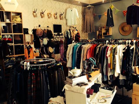 vintage clothing stores in edinburgh